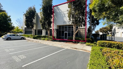 809-837 Corporate Way, Fremont, CA à louer Photo intérieure– Image 1 sur 8