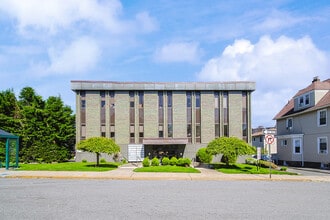 1625 Anderson Ave, Fort Lee, NJ à louer Photo intérieure– Image 1 sur 15