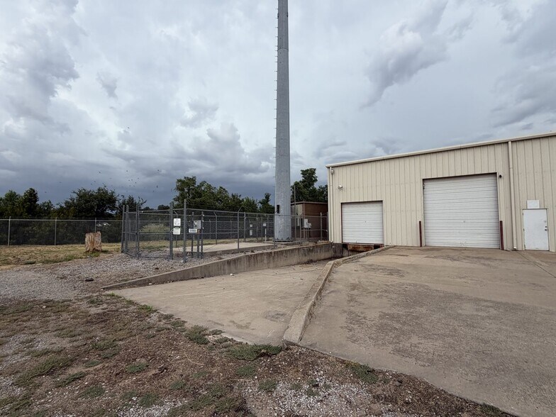 2125 W Sheridan Ave, Oklahoma City, OK à louer - Photo de l’immeuble – Image 3 sur 9