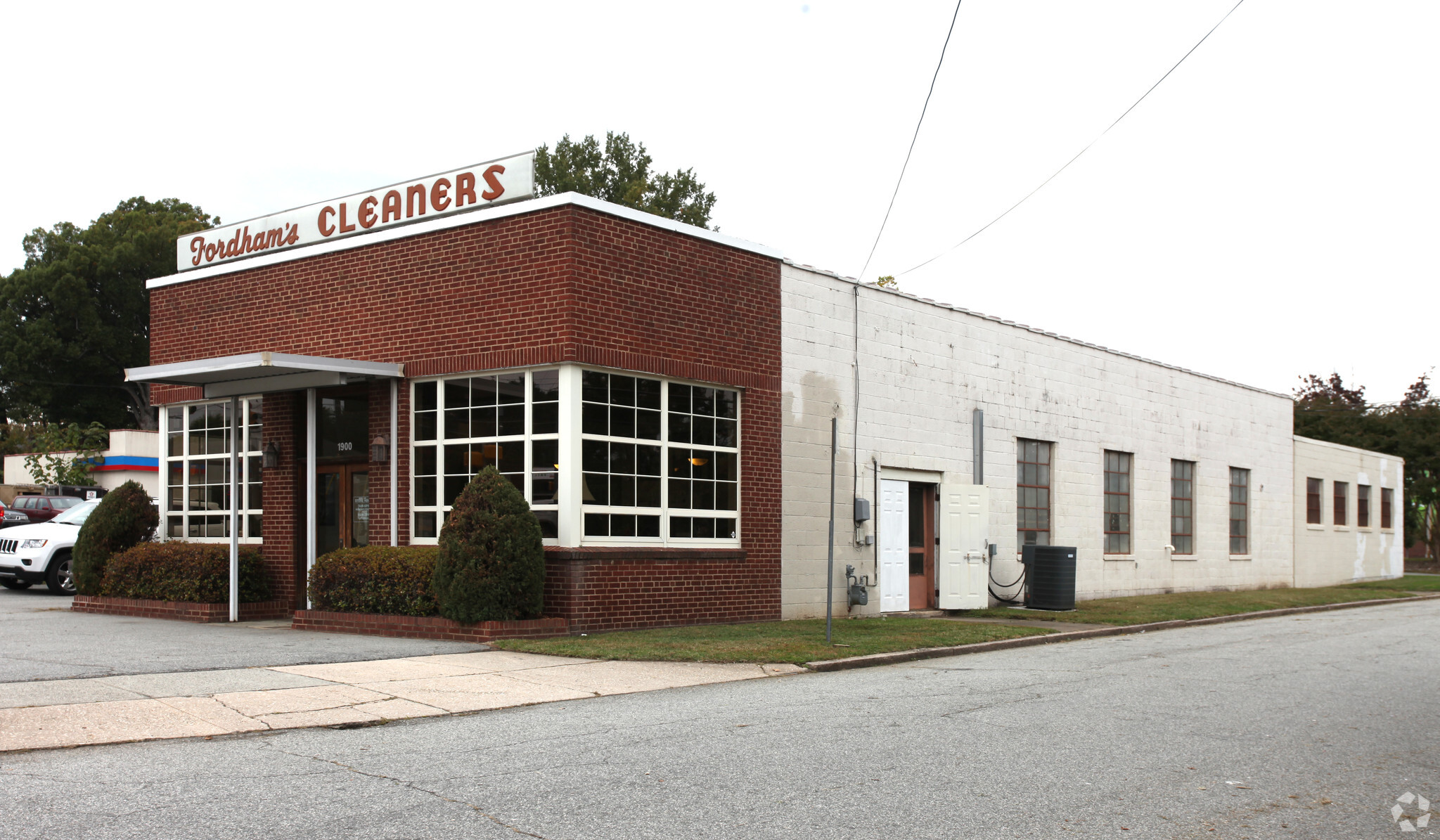 1900 Spring Garden St, Greensboro, NC à louer Photo de l’immeuble– Image 1 sur 17