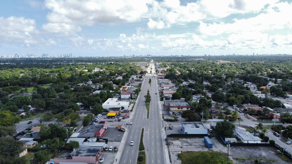 1400-1406 NW 119th St, Miami, FL à louer - Aérien – Image 2 sur 9