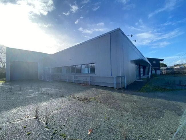 Plus de détails pour Local commercial à vendre