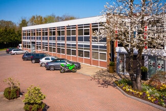 Plus de détails pour Lower Guildford Rd, Woking - Bureau à louer
