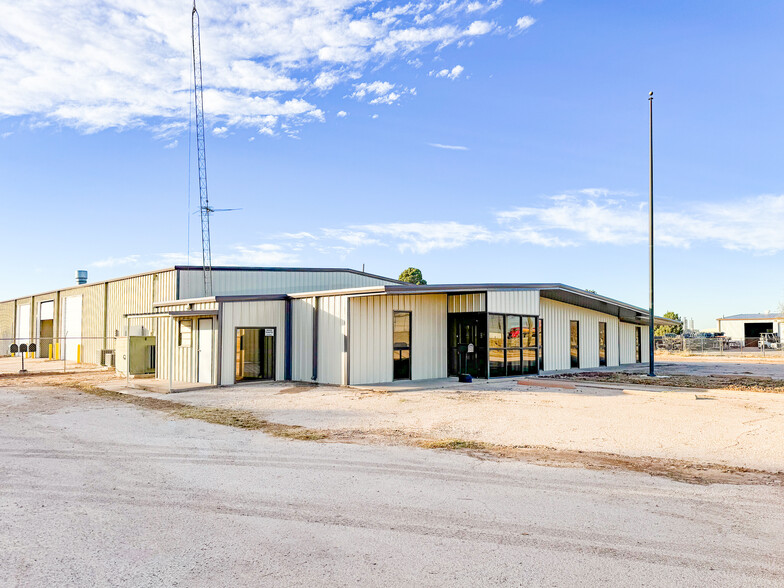2585 W Interstate 20, Odessa, TX à louer - Photo de l’immeuble – Image 2 sur 22