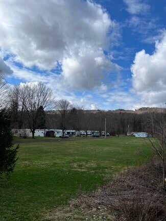 Plus de détails pour 8114 State Rd, Colden, NY - Logement à vendre