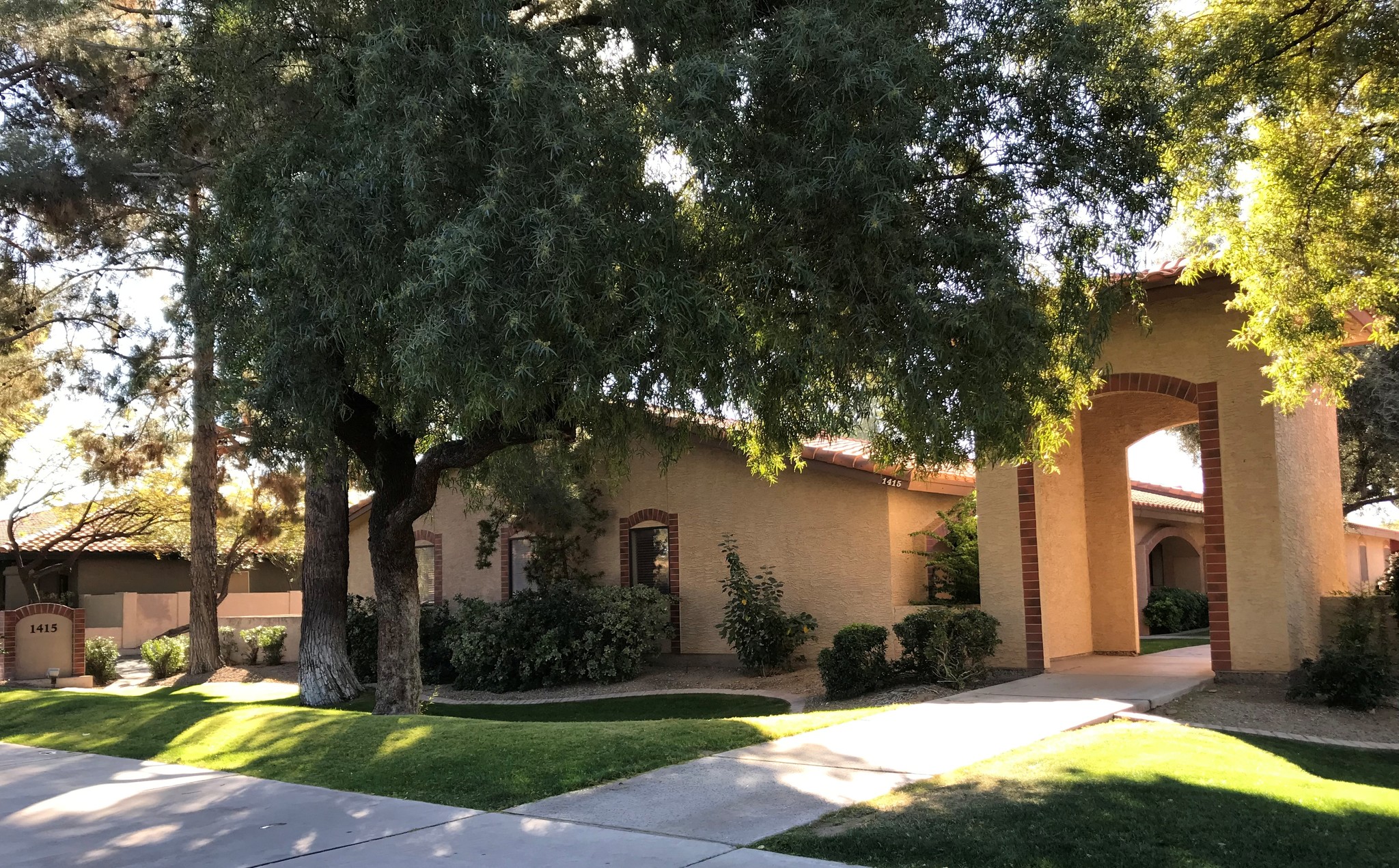 1415 E Guadalupe Rd, Tempe, AZ à louer Photo principale– Image 1 sur 6