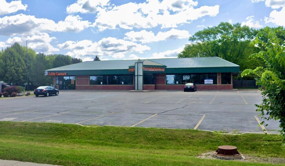 3921 S Webster Ave, Green Bay, WI à louer - Photo de l’immeuble – Image 2 sur 5