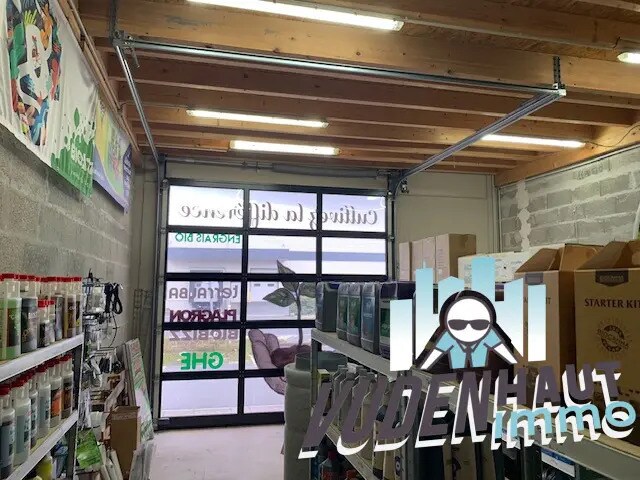 Plus de détails pour Local d'activités à louer