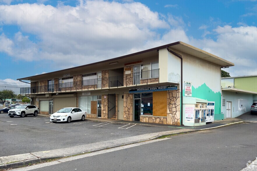 94-750 Hikimoe St, Waipahu, HI à louer - Photo de l’immeuble – Image 1 sur 5