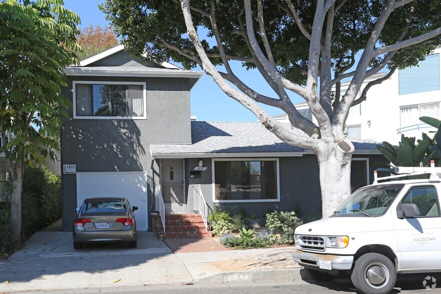 1807 Oak St, Santa Monica, CA à vendre - Photo de l’immeuble – Image 3 sur 4