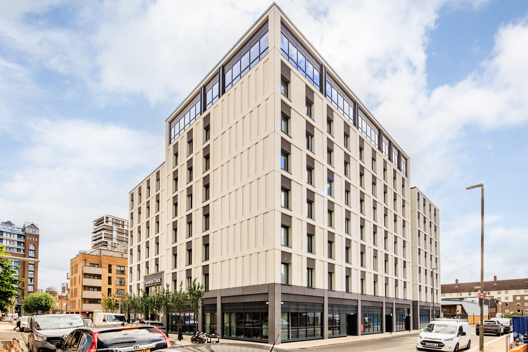 41-47 Mendip Rd, Londres à louer Photo principale– Image 1 sur 6