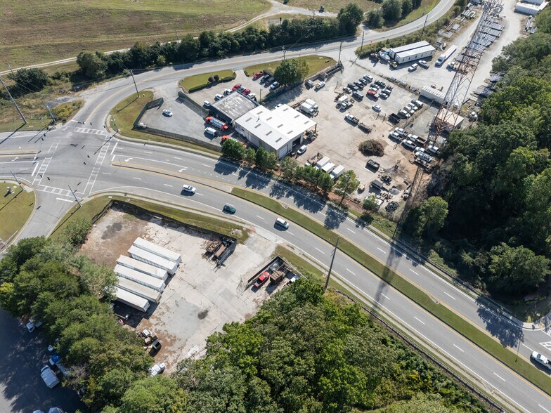 2854 Mechanicsville Rd, Peachtree Corners, GA à louer - Photo de l’immeuble – Image 1 sur 11