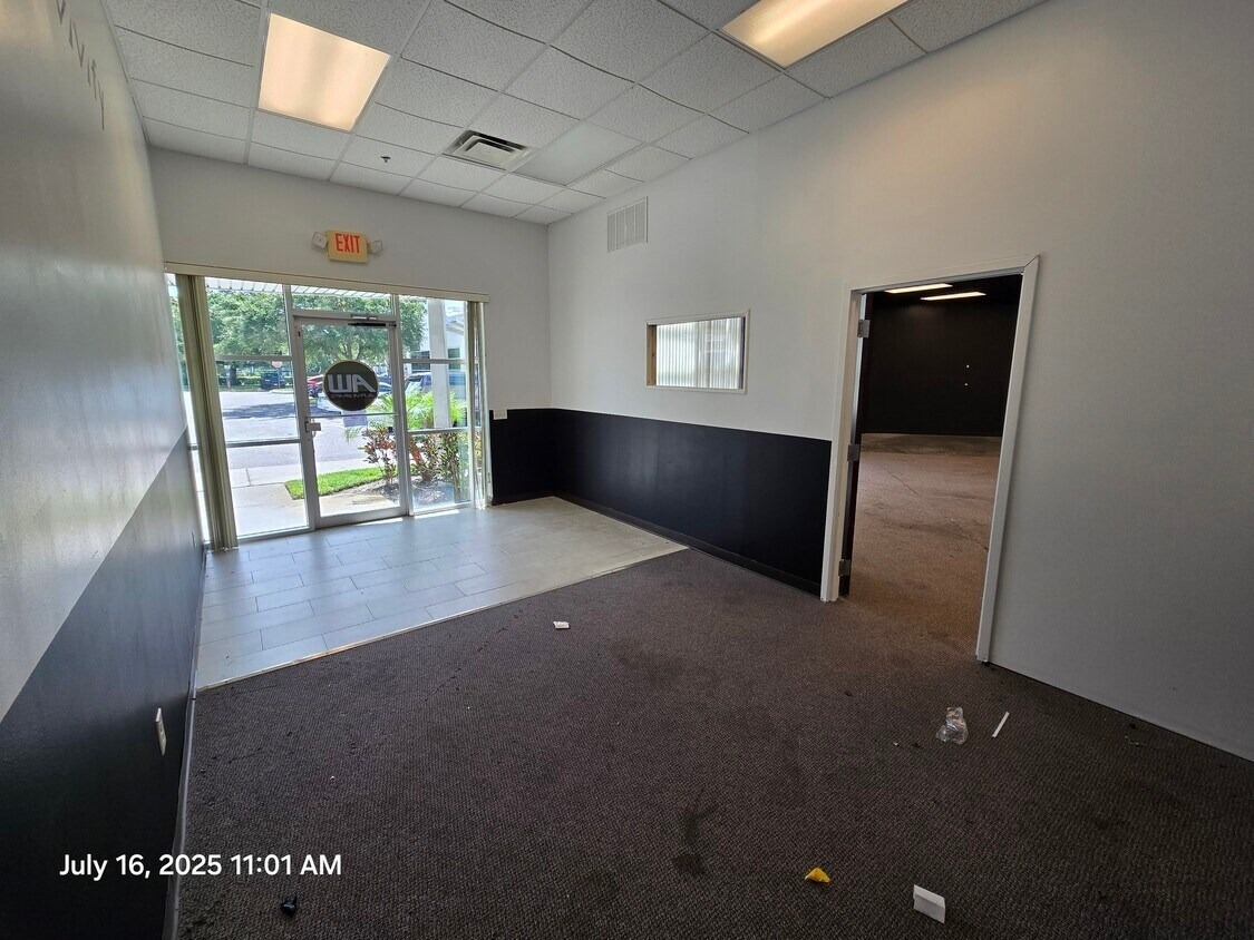 8818 Commodity Cir, Orlando, FL à louer Photo intérieure– Image 1 sur 11