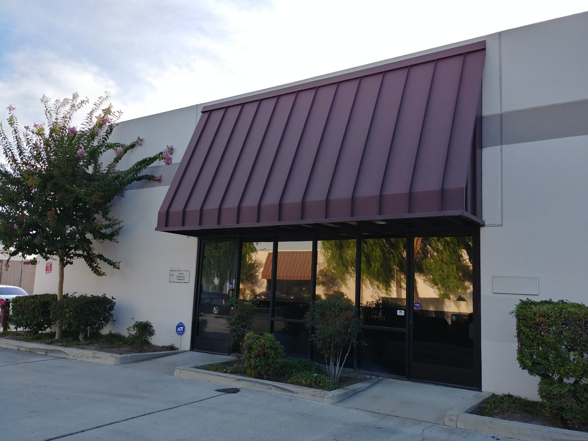 3529 W Commonwealth Ave, Fullerton, CA à louer Photo principale– Image 1 sur 4