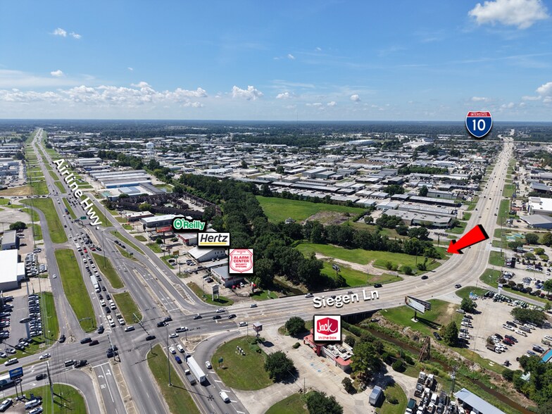 5747 Siegen Ln, Baton Rouge, LA à vendre - Photo de l’immeuble – Image 3 sur 37