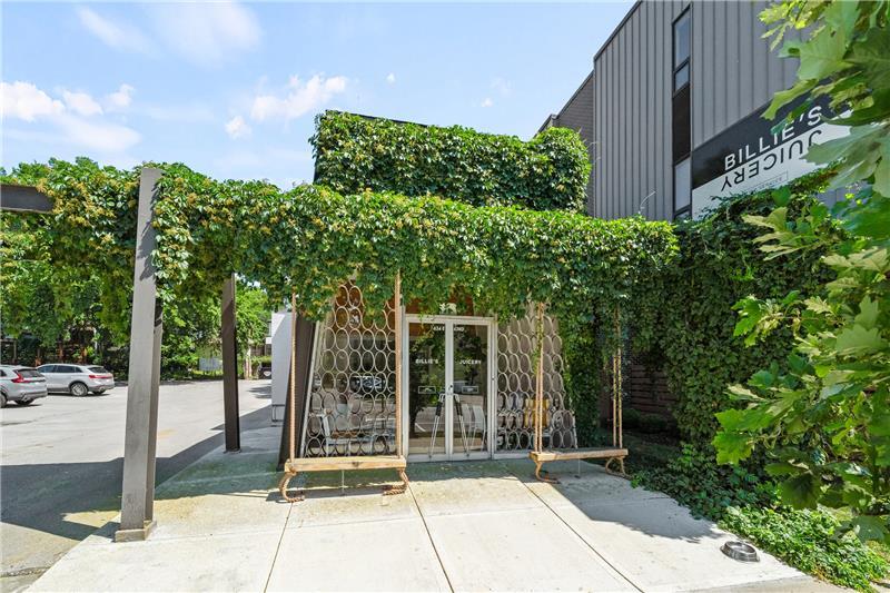 634 E 63rd St, Kansas City, MO à vendre - Photo principale – Image 1 sur 1