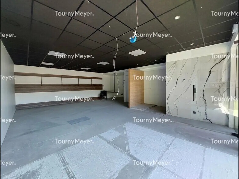 Local d’activités dans Quint-Fonsegrives à louer - Photo de l’immeuble – Image 2 sur 8