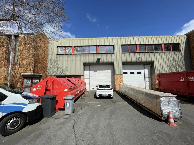 19 Avenue Albert Einstein, Le Blanc-Mesnil à louer - Photo de l’immeuble – Image 1 sur 6