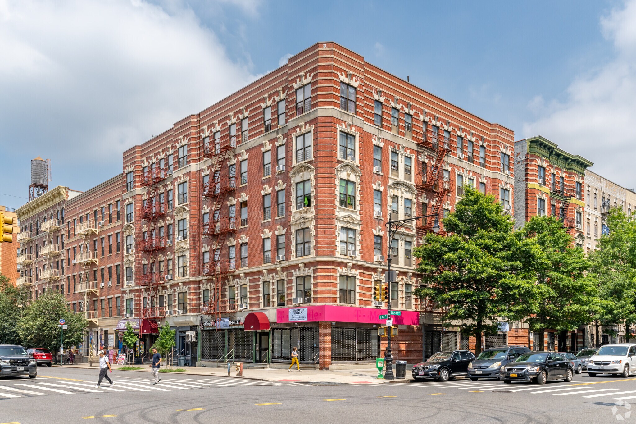 455 E 116th St, New York, NY à louer Photo principale– Image 1 sur 3