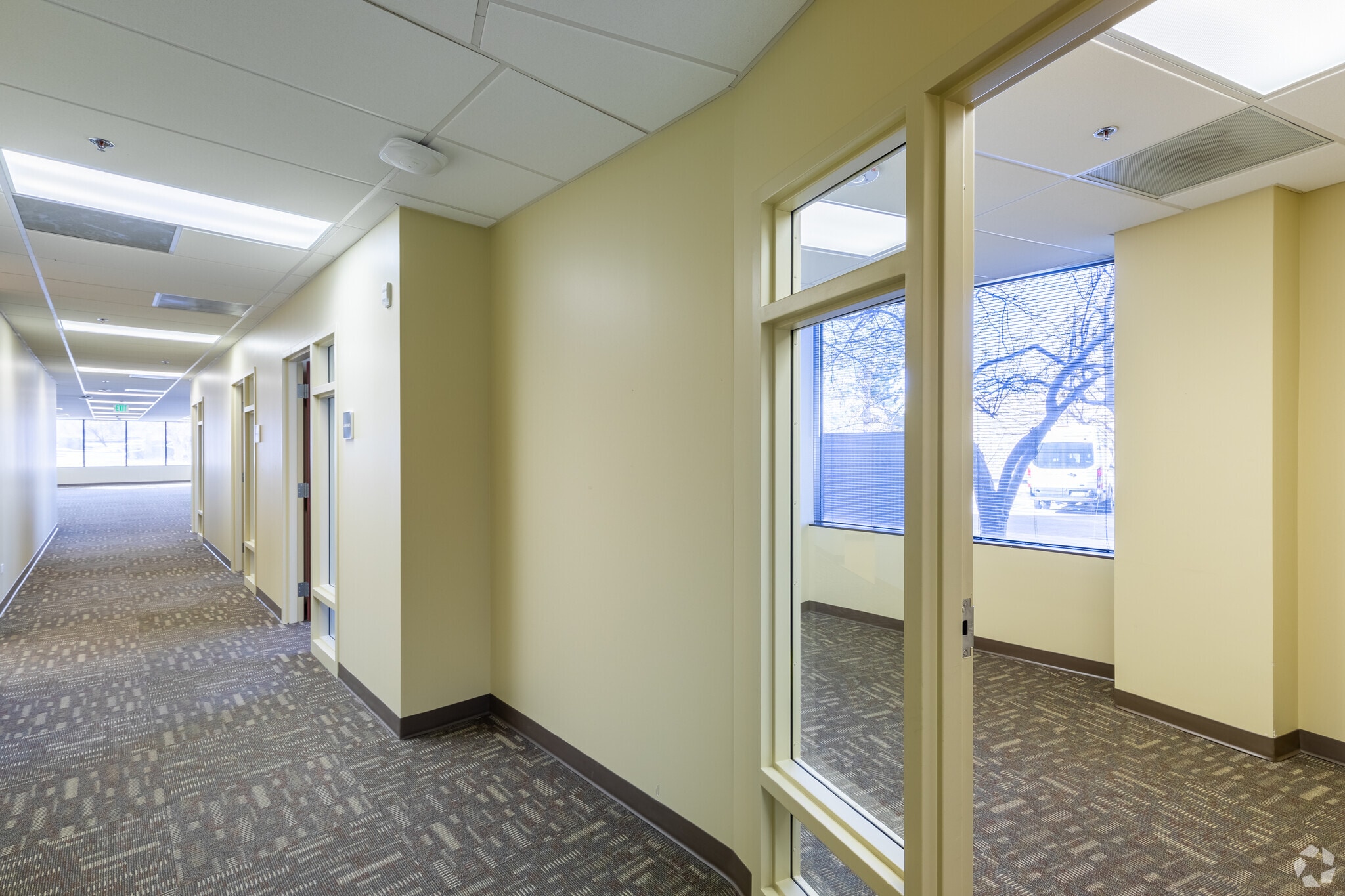 14001 E Iliff Ave, Aurora, CO à vendre Photo intérieure– Image 1 sur 3