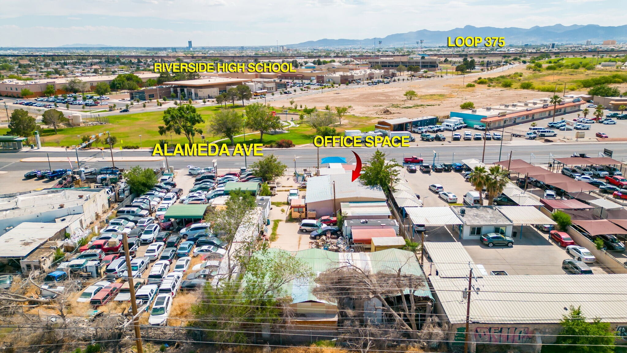7595 Alameda Ave, El Paso, TX à vendre Photo de l’immeuble– Image 1 sur 38