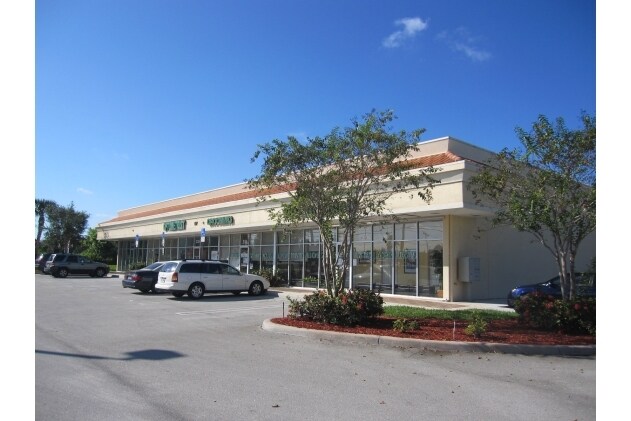 137 S State Road 7, West Palm Beach, FL à louer - Photo de l’immeuble – Image 2 sur 5