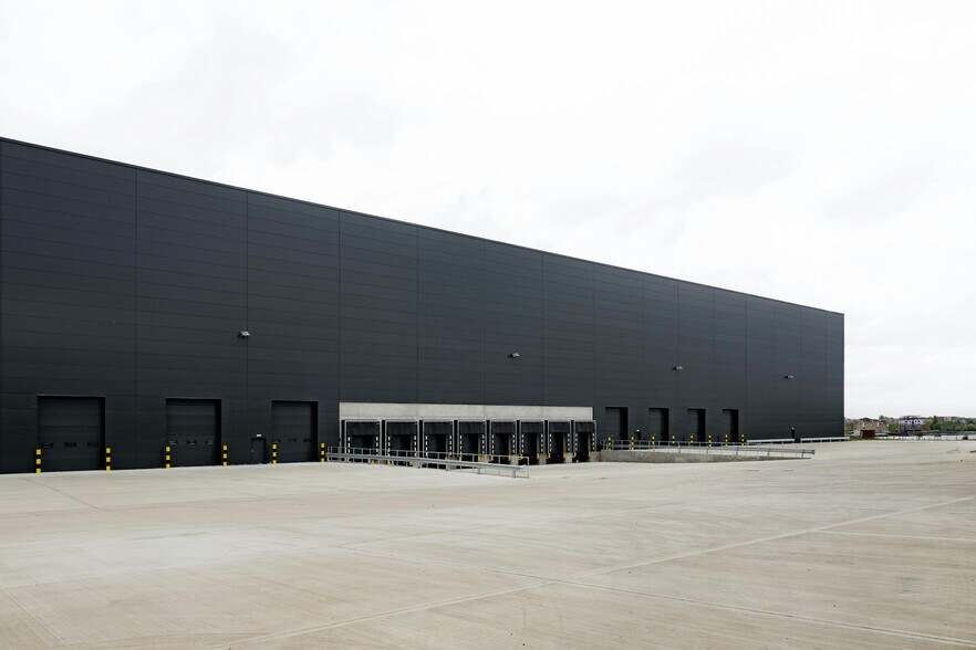 Coldharbour Ln, Rainham à louer - Photo de l’immeuble – Image 2 sur 15