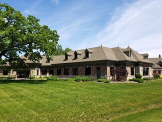Plus de détails pour 1288 Summit Ave, Oconomowoc, WI - Bureau/Local commercial à louer