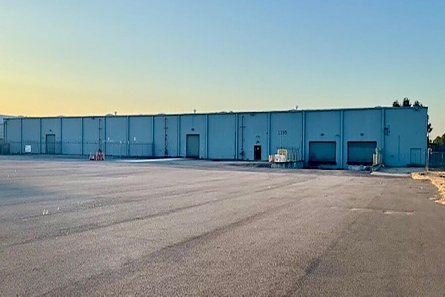 1203 N Gertrude Ave, Stockton, CA à louer - Photo de l’immeuble – Image 3 sur 9