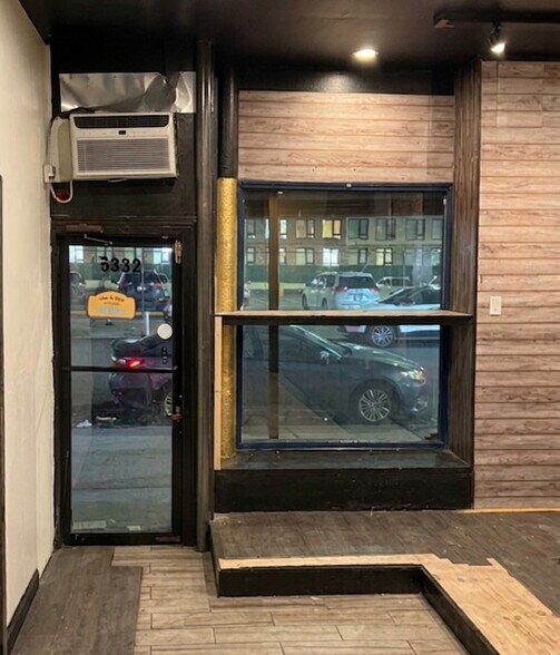 2225 Tilden Ave, Brooklyn, NY à louer - Photo de l’immeuble – Image 2 sur 4