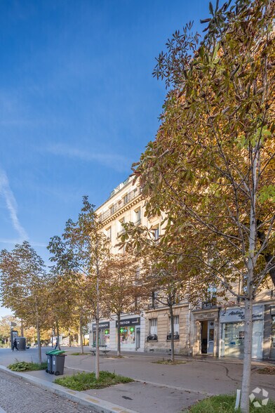 97 Avenue Denfert-Rochereau, Paris à louer - Photo de l’immeuble – Image 3 sur 4