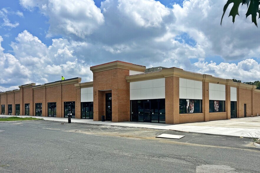 4714 Mine Rd, Fredericksburg, VA à louer - Photo de l’immeuble – Image 2 sur 2