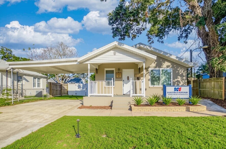 502 S Navy Blvd, Pensacola, FL à vendre - Photo de l’immeuble – Image 1 sur 10