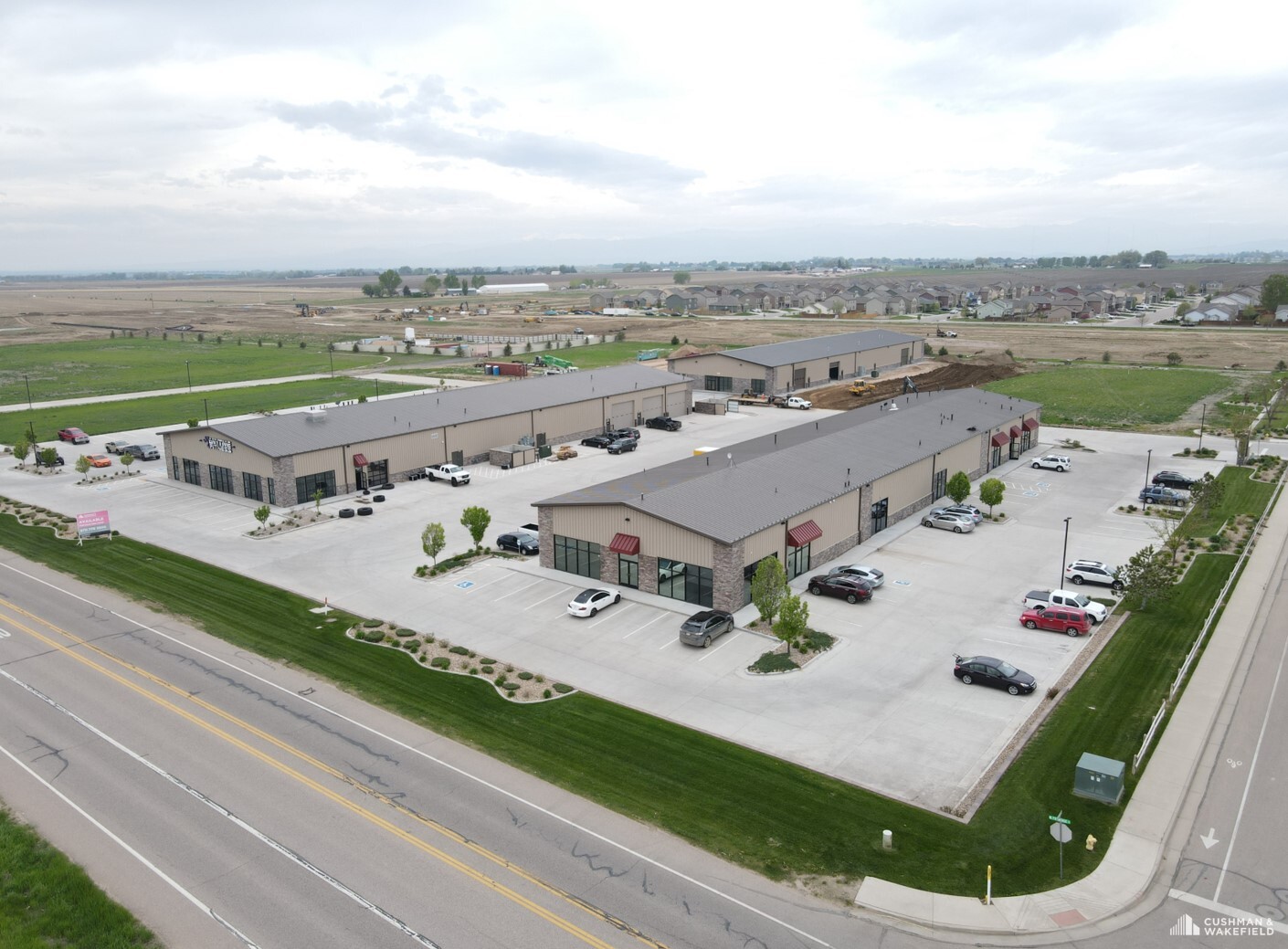 6598 Buttercup Dr, Wellington, CO à louer Photo de l’immeuble– Image 1 sur 7