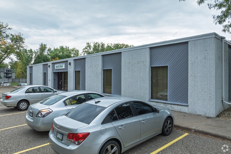 600 Cardigan Rd, Shoreview, MN à vendre - Photo principale – Image 1 sur 4