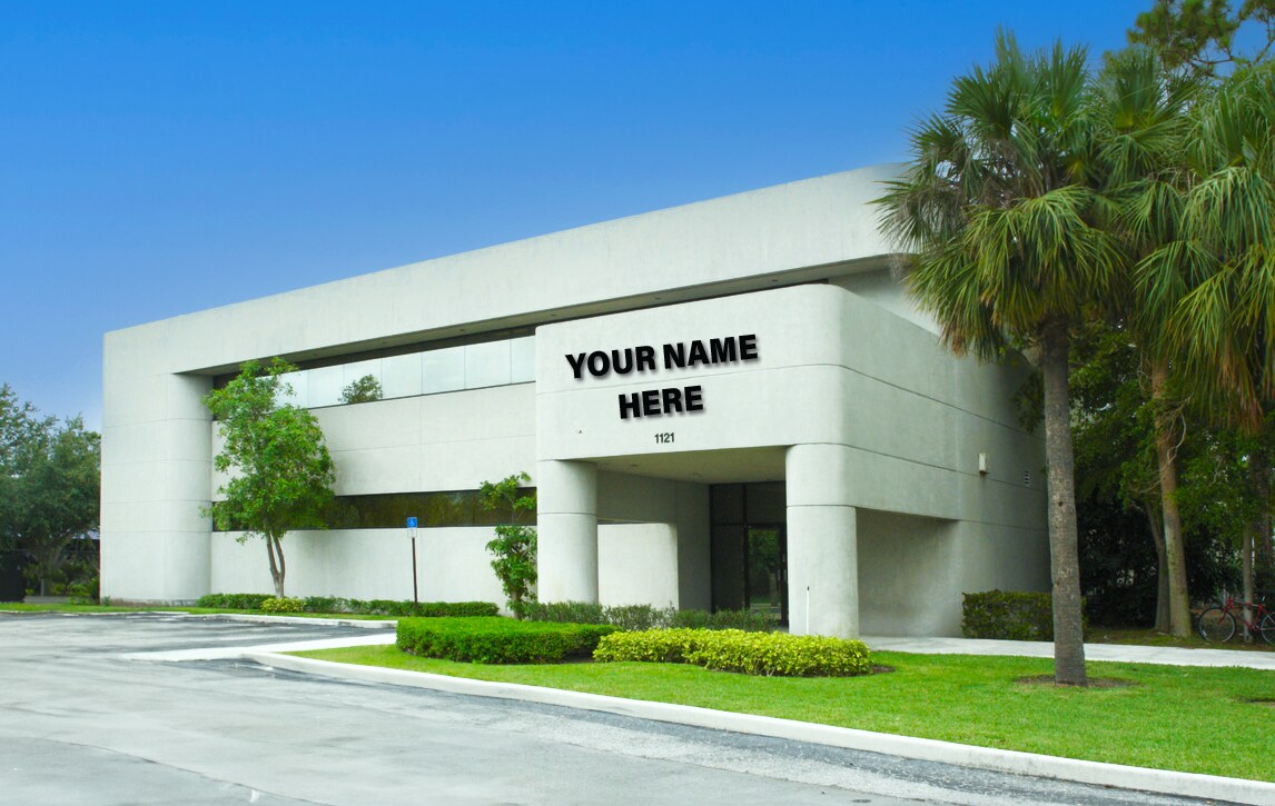 1121 W Newport Center Dr, Deerfield Beach, FL à louer Photo de l’immeuble– Image 1 sur 8
