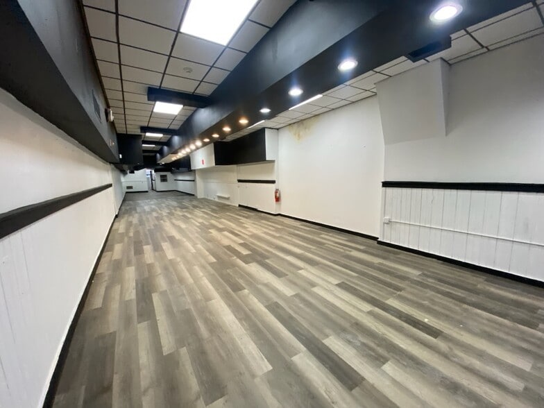 126 E Lincoln Hwy, Coatesville, PA à louer - Photo de l’immeuble – Image 3 sur 9