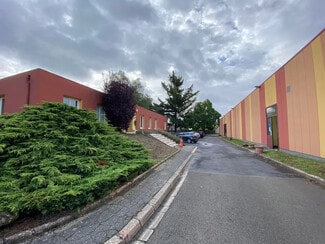Plus de détails pour Local d’activités à vendre