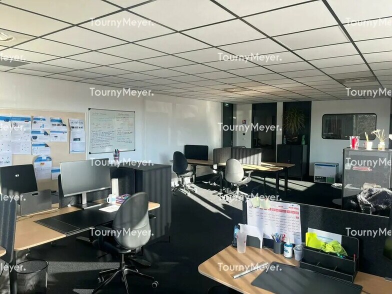 Bureau dans Bordeaux à louer - Photo de l’immeuble – Image 3 sur 7