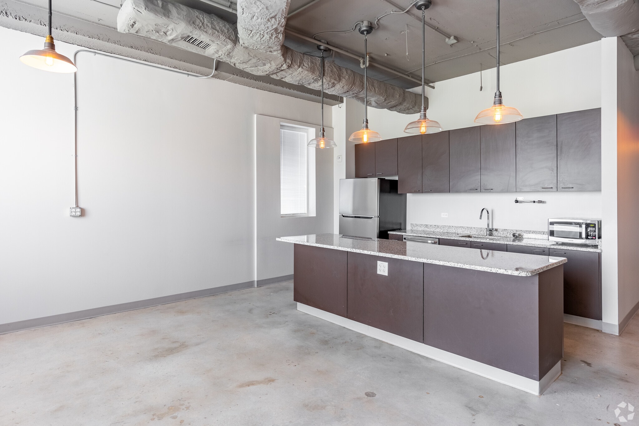 1447 Peachtree St NE, Atlanta, GA à louer Photo intérieure– Image 1 sur 3
