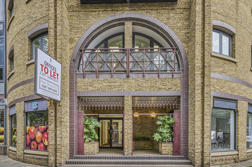 1 Mill St, Londres à louer - Photo de l’immeuble – Image 2 sur 8