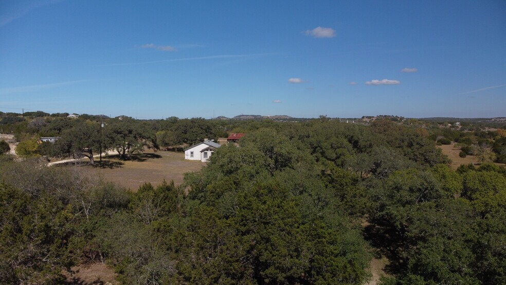 8170 N US Highway 281, Blanco, TX à vendre - Photo de l’immeuble – Image 2 sur 12