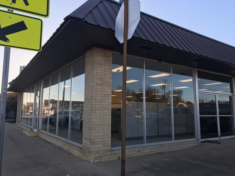 423 W Main St, Durant, OK à louer - Photo de l’immeuble – Image 2 sur 3