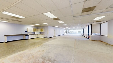 6135 NE 80th Ave, Portland, OR à louer Numérisation 3D Matterport– Image 1 sur 8