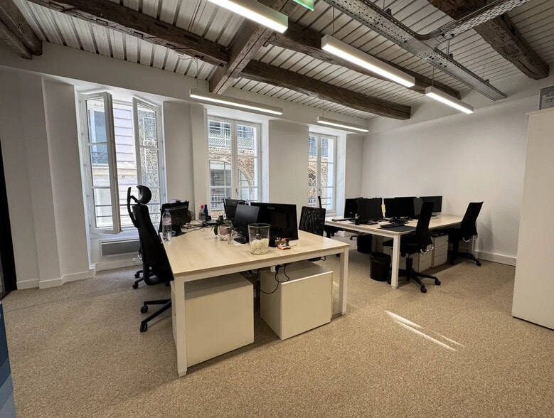 Bureau dans Paris à louer - Photo de l’immeuble – Image 3 sur 11