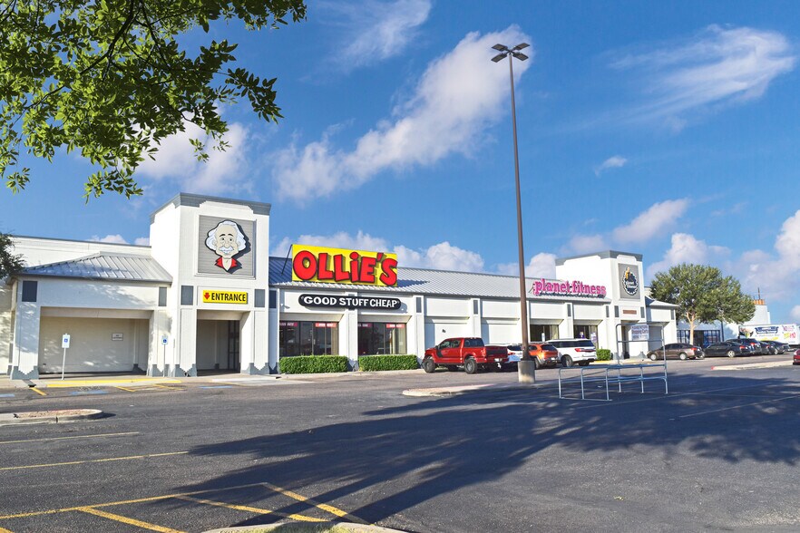 5002 34th St, Lubbock, TX à louer - Photo de l’immeuble – Image 3 sur 15