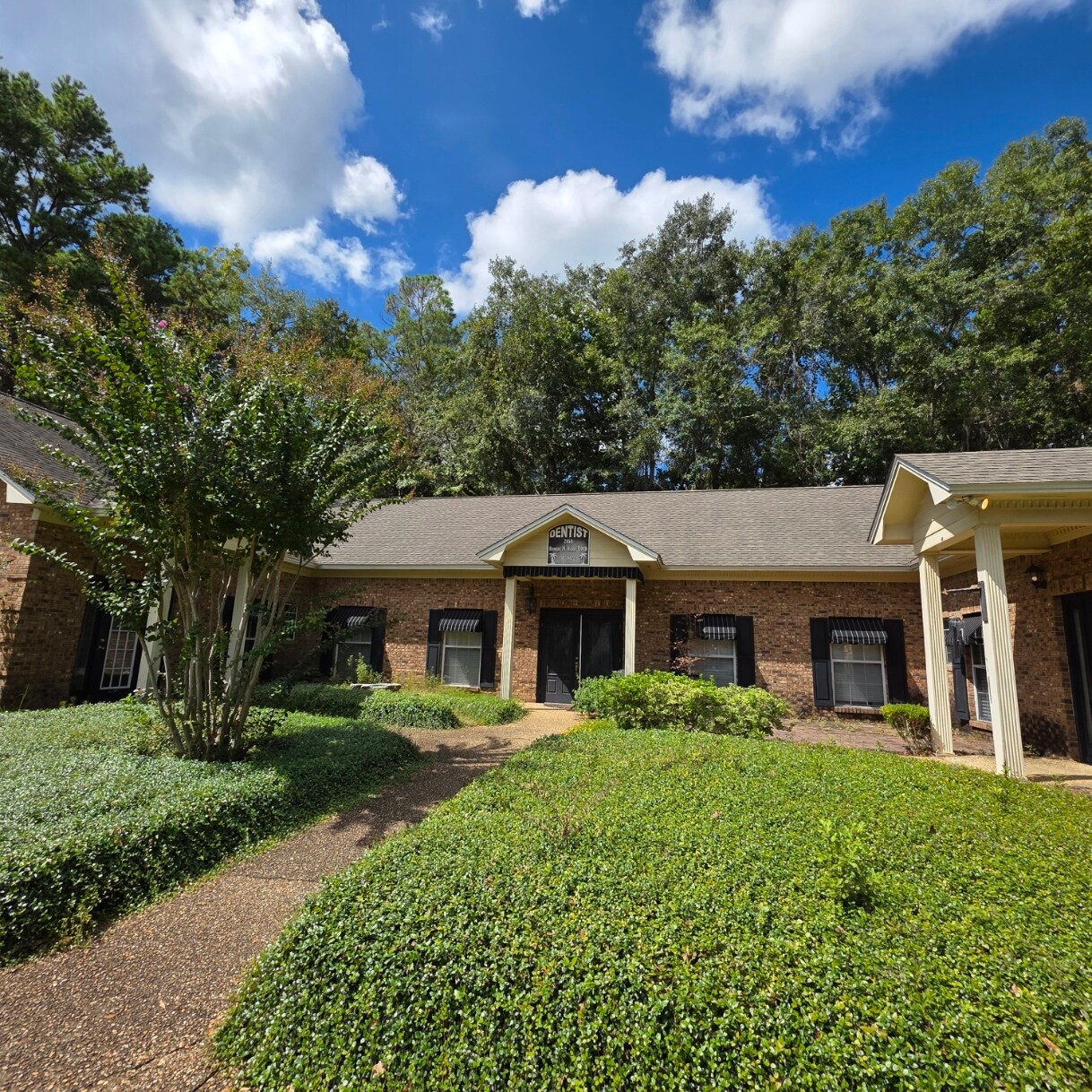 2858 Remington Green Cir, Tallahassee, FL à vendre Photo de l’immeuble– Image 1 sur 7