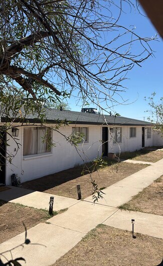 Plus de détails pour 702-704 W 11th St, Casa Grande, AZ - Logement à vendre