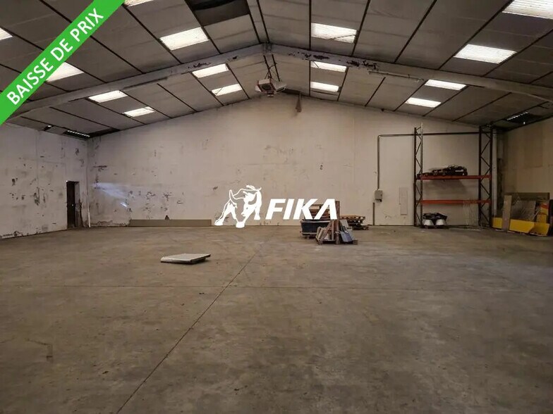 Local d'activités dans Plaisance-du-Touch à vendre - Photo de l’immeuble – Image 3 sur 12