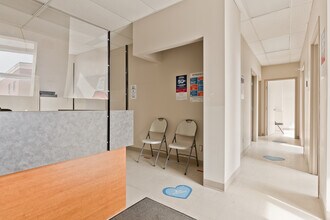435-455 Rue King O, Sherbrooke, QC à louer Photo de l’immeuble– Image 2 sur 25